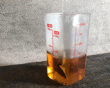 Foto langkah ke 3 dari resep How to Make : Milk Tea | Our Channel.