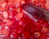Foto langkah ke 3 dari resep Selai Strawberry Homemade.