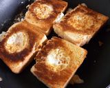 A picture of step 5 of Egg in bread hole.