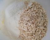 Foto del paso 2 de la receta: Galletitas de avena, coco y manzana