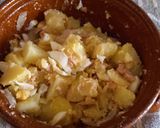 Foto del paso 1 de la receta: Ensalada de patata huevo cebolla y atún