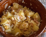 Foto del paso 1 de la receta: Ensalada de patata huevo cebolla y atún