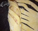 A picture of step 4 of Alo samosa.