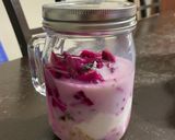 Foto langkah ke 1 dari resep Naga merah overnight oat in a jar.