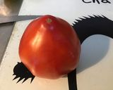 Une image de l'étape 2 de Trio de tomates en salade à l oignon doux et herbes aromatiques.