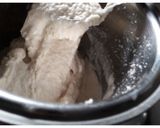 A picture of step 2 of Medu Vada.