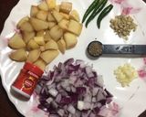 A picture of step 1 of Aloo Bhindi.