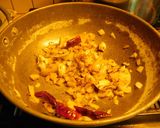 A picture of step 4 of Palak Panneer.