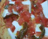 Foto del paso 4 de la receta: Pizza con tomates frescos y anchoitas