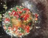 Foto langkah ke 4 dari resep Ayam Daun Jeruk.
