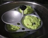 A picture of step 2 of Green pea idli.