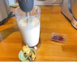 A picture of step 2 of Mawa Lassi Delicious Drink.