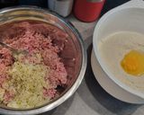 Pelmenyi by Bebe, az orosz, sós finomság vajon pirítva ecettel recept fázis 1 fotója
