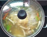รูปขั้นตอนการทำที่ 4 ของ ไก่ต้มขมิ้น สูตรแซ่บ