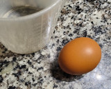 Foto del paso 1 de la receta: Omelette de Huevo con ciboulette