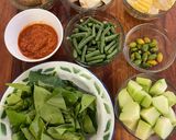 Foto langkah ke 1 dari resep Sayur asem khas betawi (Jakarta).