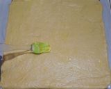 Foto langkah ke 3 dari resep Cinnamon Rolls.