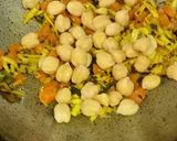 A picture of step 2 of Kabuli Chana Sundal.