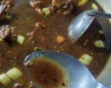 Foto langkah ke 4 dari resep Rawon Ayam.