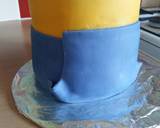 Vickys Minion Bob Cake (Decorating Idea) recipe step 33 photo