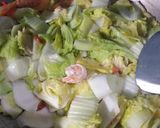Foto langkah ke 3 dari resep Sawi Putih Cah Udang.