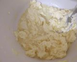 Foto del paso 2 de la receta: Medialunas express para matear