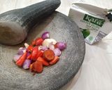Foto langkah ke 2 dari resep Sayur daun singkong puyuh pedaaazz.