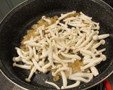 Sztroganoff ihlette húspogácsák 🍖🍄 fehérboros mártásban 🍷✨ recept fázis 6 fotója