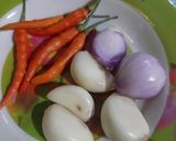 Foto langkah ke 2 dari resep 12. Cah Kangkung Pedas Manis 💕.