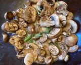 A picture of step 4 of California Farm Squid with Mushrooms in Peppersauce.