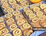 Foto langkah ke 8 dari resep Bolu Gulung Vanila.