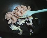 Foto langkah ke 2 dari resep Tumis Kale Bakso.