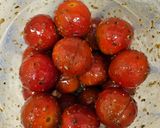 Foto del paso 3 de la receta: Cherrys al Airfryer macerados con hierbas provenzales, AOVE, vinagre de Módena y pimienta molida