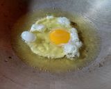 Foto langkah ke 1 dari resep Kari Telur Ceplok.