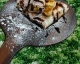 A picture of step 3 of Banana Nutella Roll.