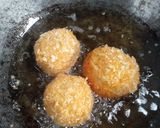 Foto langkah ke 6 dari resep Kroket Rogut Ayam.