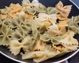 Foto del paso 12 de la receta: Tintorera en salsa con almejas y langostinos