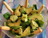Foto del paso 7 de la receta: Ensalada de canónigos con aguacate, anacardos y guacamole