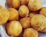 A picture of step 2 of Paneer balls.