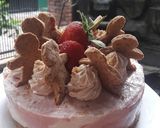 Foto langkah ke 4 dari resep Gingerbread Strawberry Cheesecake dengan Agar-agar.