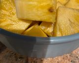 A picture of step 1 of Airfryer pineapple.
