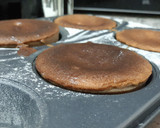 Foto del paso 19 de la receta: Volcán de chocolate con fresas y nata