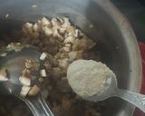 A picture of step 2 of Mushroom Soup.