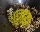 Foto langkah ke 4 dari resep Nasi Goreng Magelangan (Khas Jawa Tengah).
