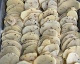 Foto del paso 5 de la receta: Hamburguesas al horno con papas en aceite de oliva y orégano con sal de maras