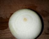 Foto langkah ke 1 dari resep Blooming Onion.