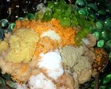 Foto langkah ke 1 dari resep Nugget ayam wortel sehat.