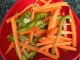 शेजवान नूडल्स(Schezwan noodles recipe in hindi)