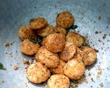 A picture of step 9 of Mini podi idli.