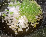 Foto del paso 4 de la receta: Guiso de papas con calamarcitos